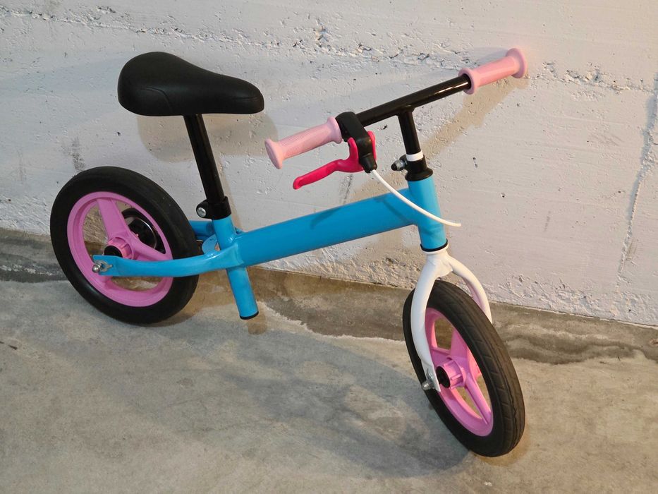 Bicicleta de equilíbrio para criança