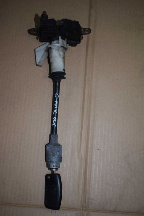 Zamek maski wkładka Ford Focus c-max lift - inne części