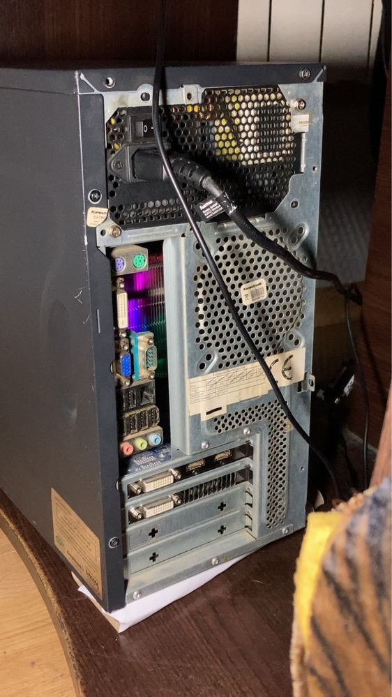 Komputer do gier i5 2400  GTX 750 Ti  8 GB RAM  SSD  HDD