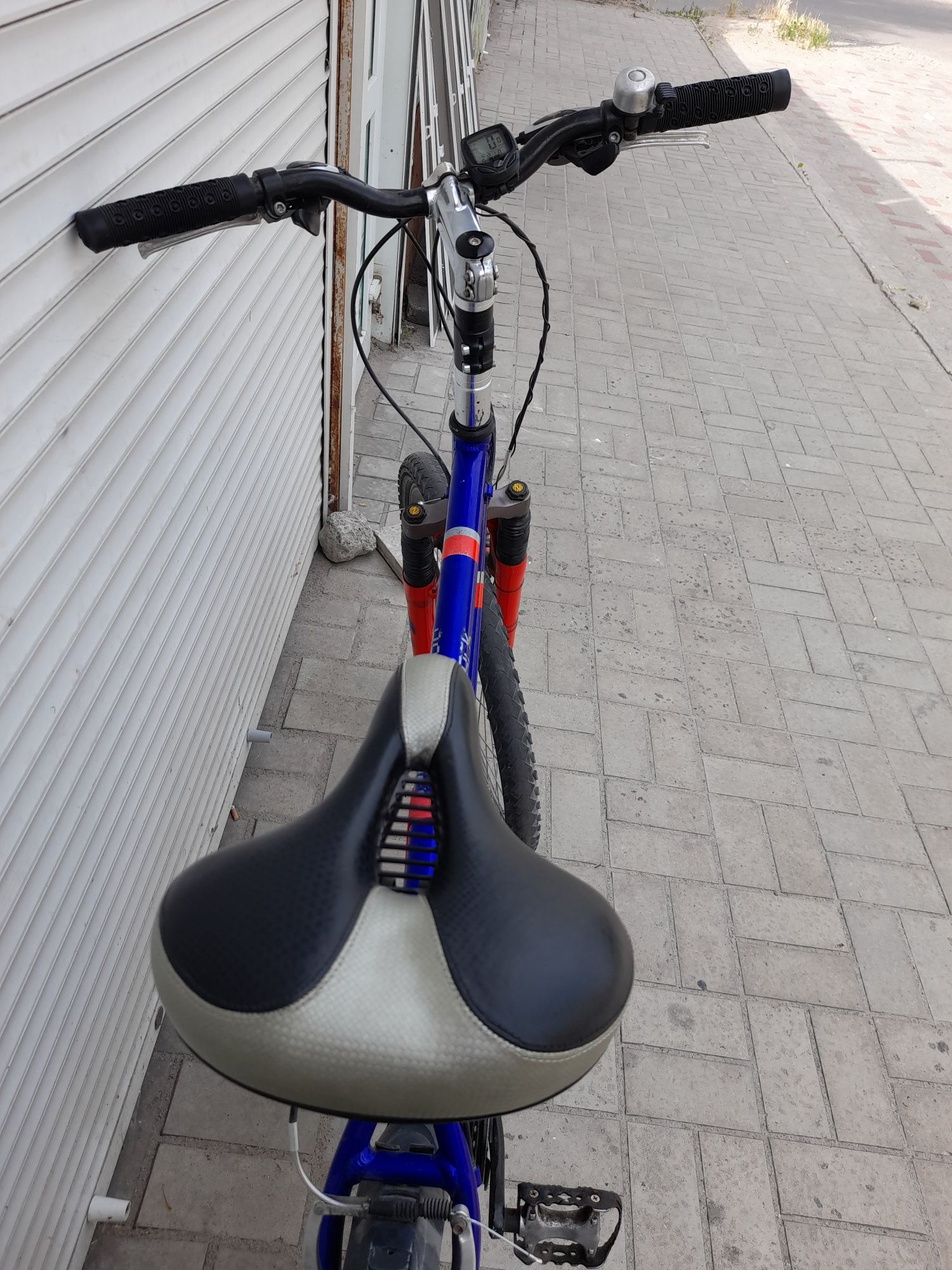 Продам отличный велосипед. Недорого.