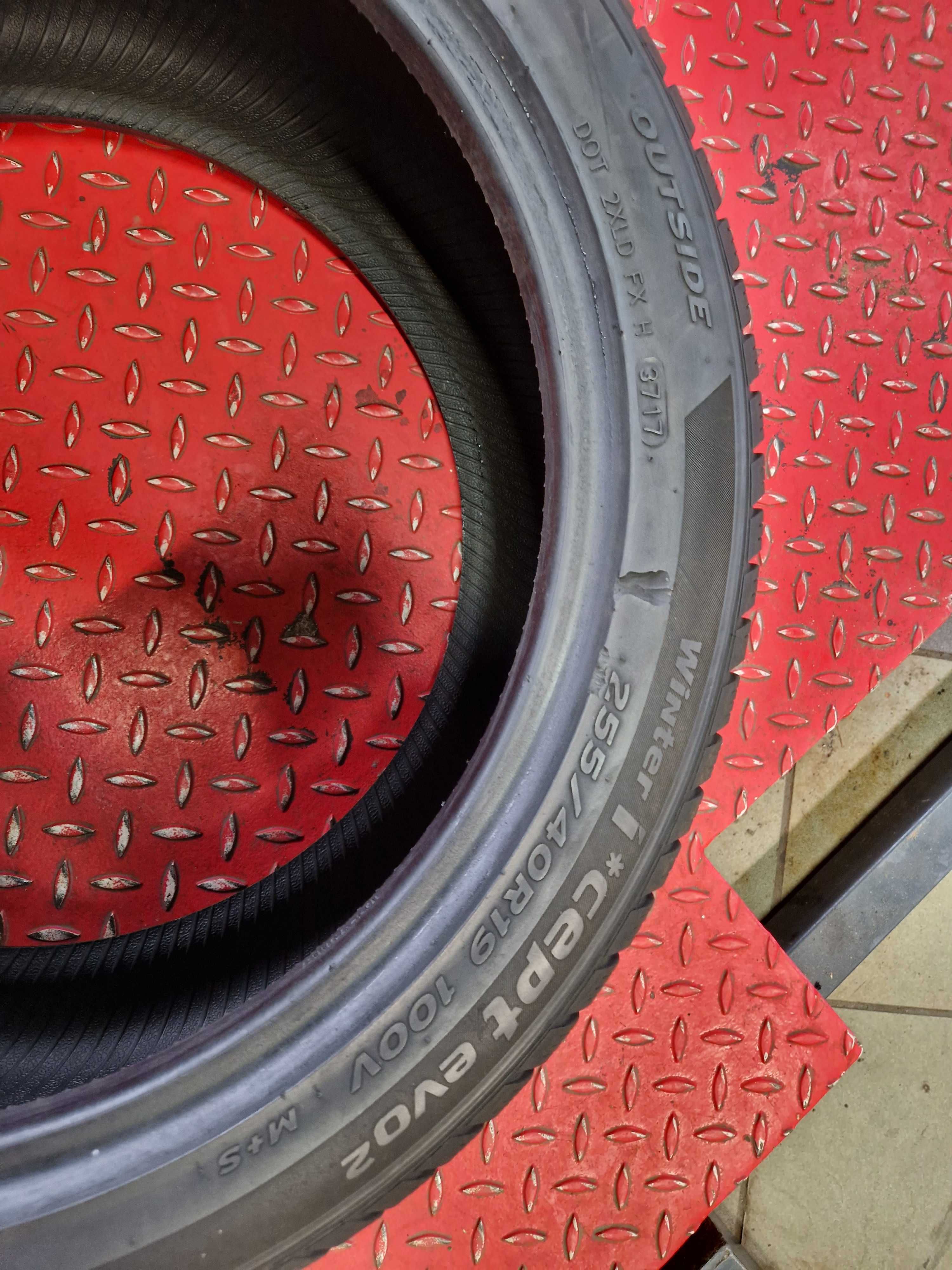 Hankook 255/40R19 Winter Icept evo2