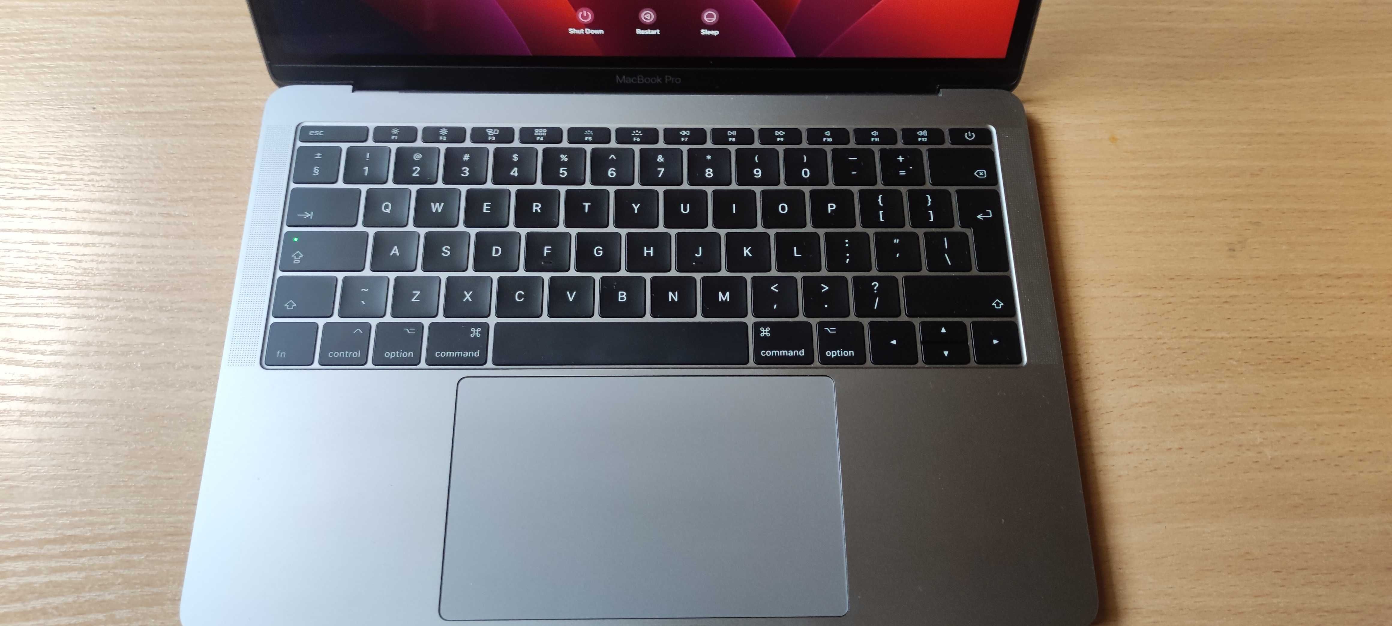 Laptop Apple MacBook Pro 13/2017/13,3"/i7/16GB/256GB/macOS