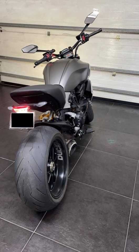 Suporte matrícula ducati diavel evotech