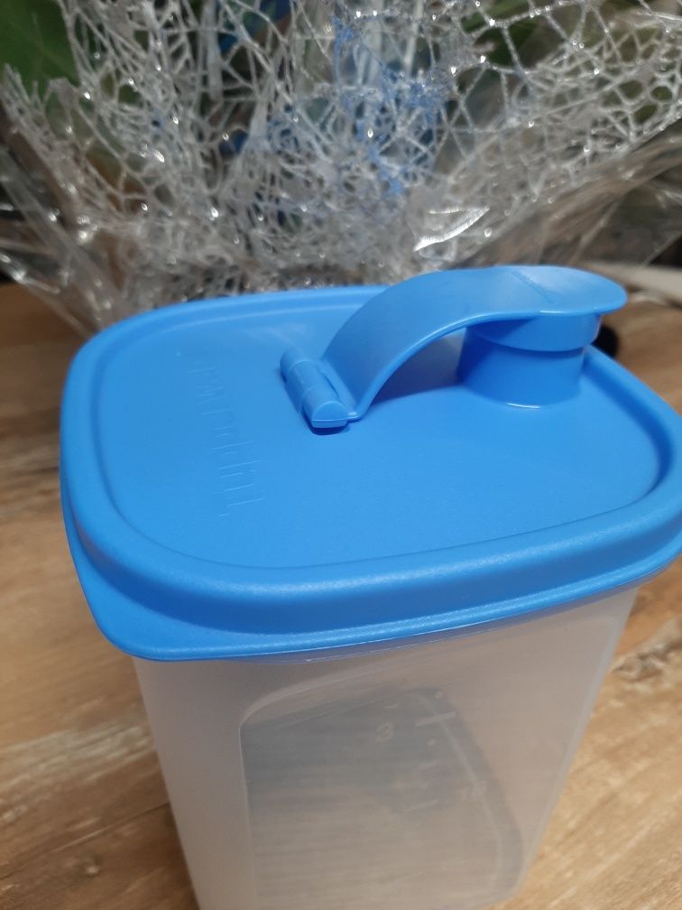 Lemoniadowy dzbanek 1l tupperware