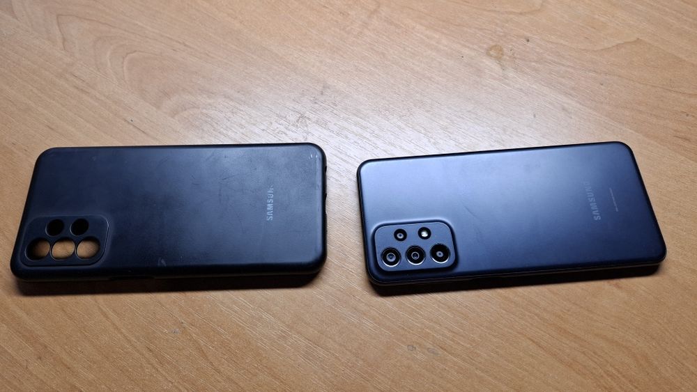 Продам телефон самсунг а23 американець в гарному стані 4000грн