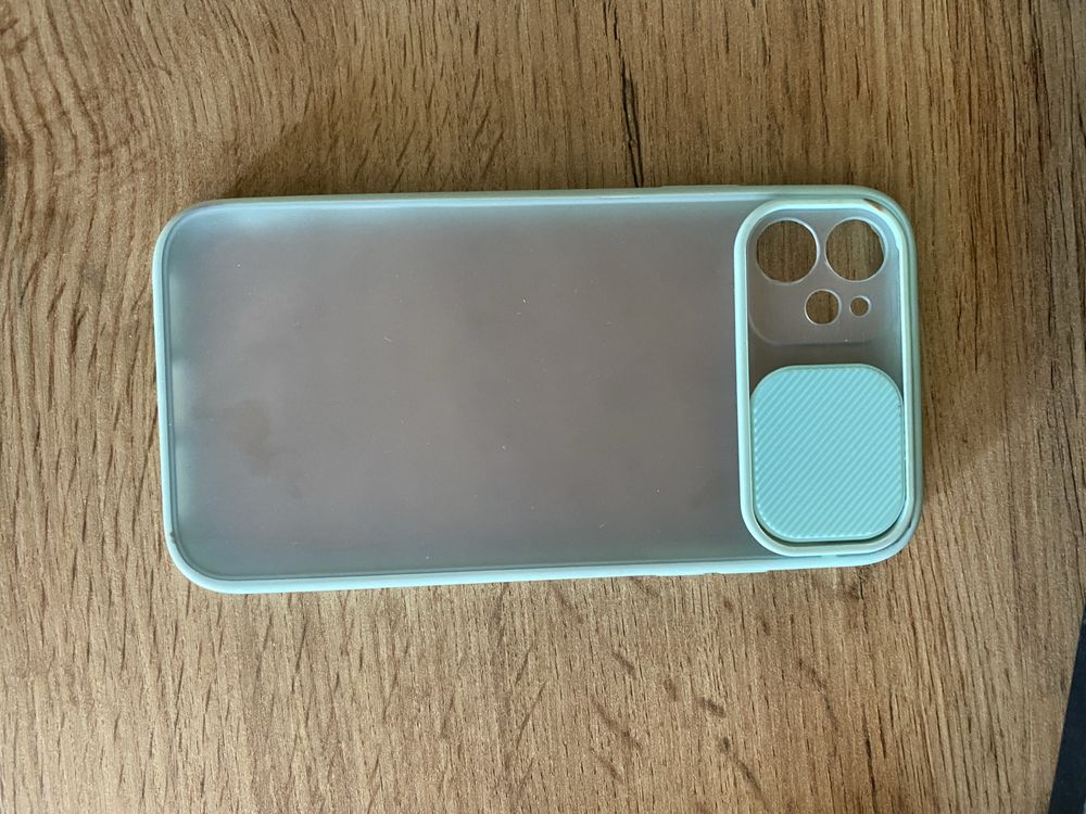 Чехол iphone айфон 11 б/у