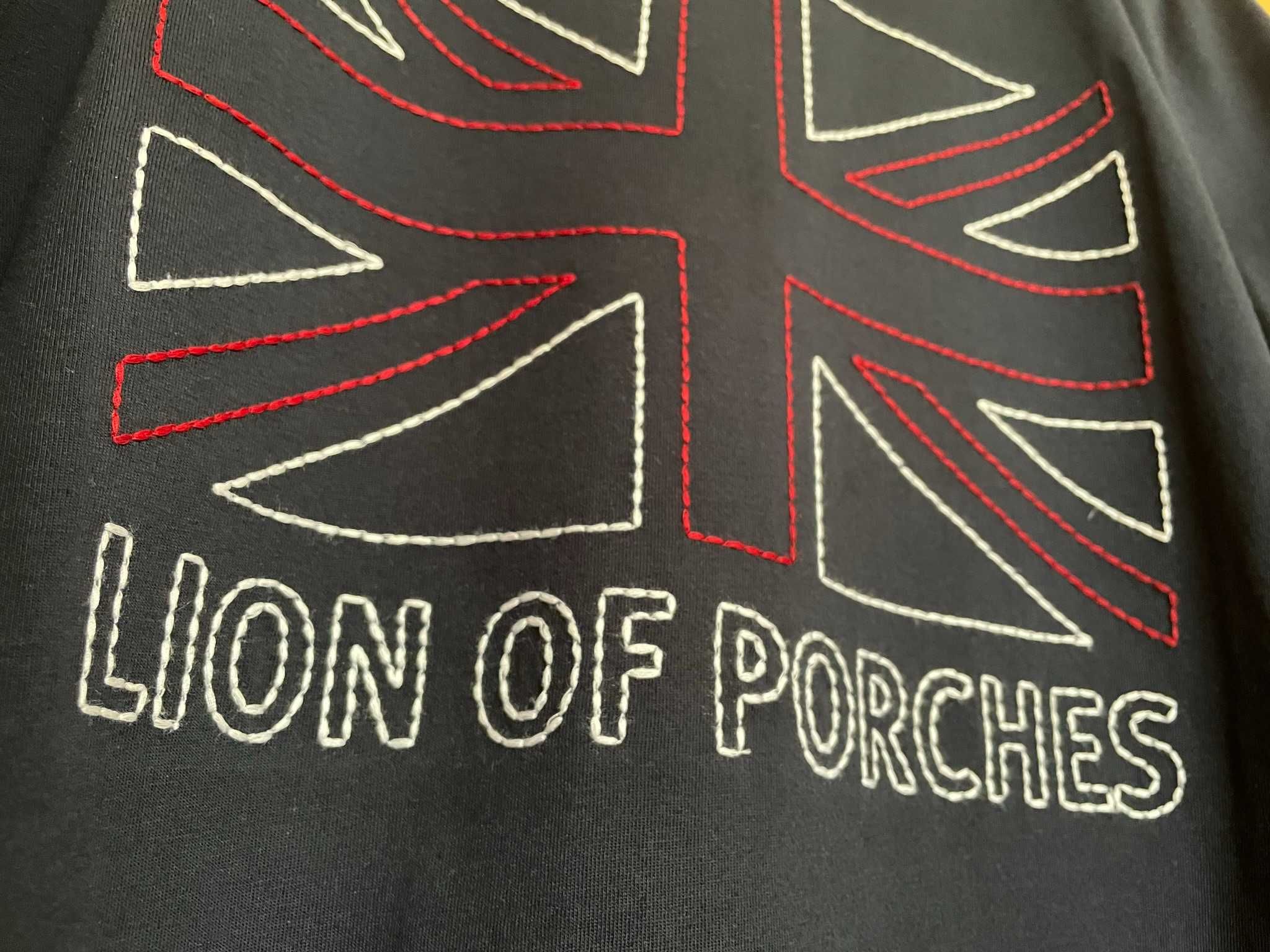 T-shirt Lion of Porches