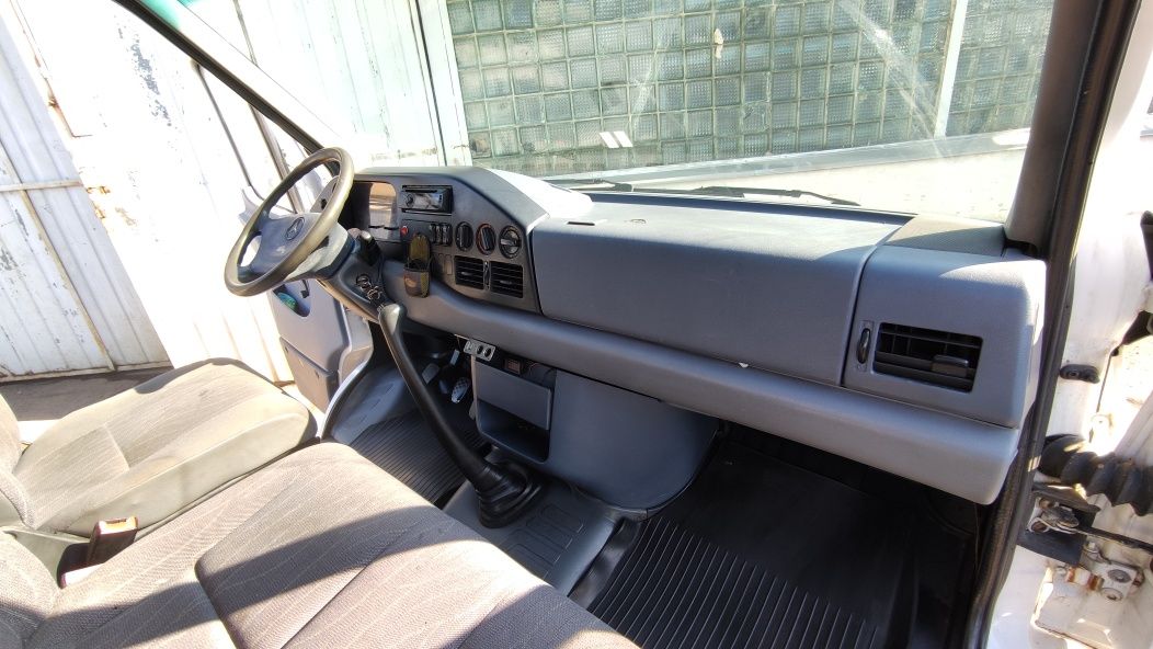 Mercedes Sprinter 412