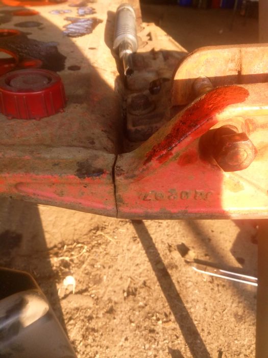 sprzedam części do kosiarki KUHN GMD 4410