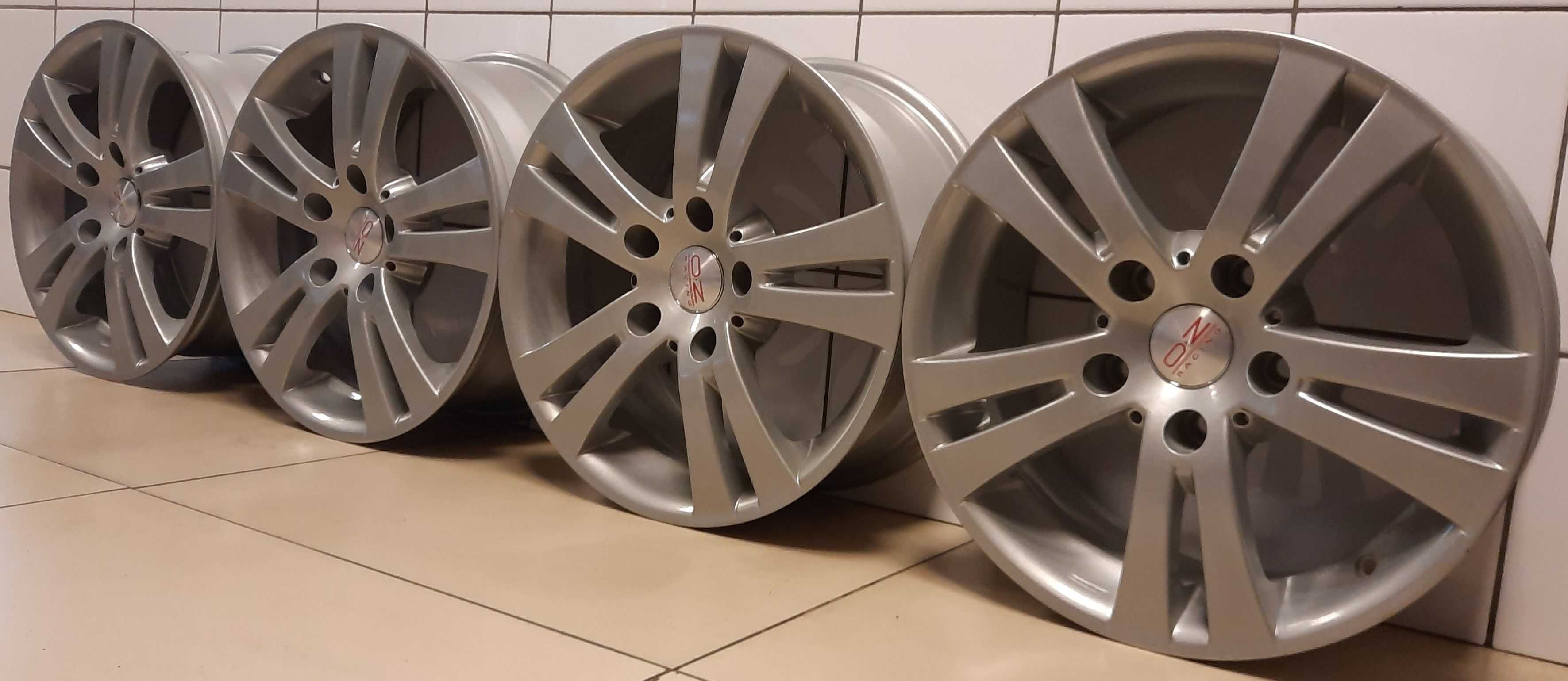 8. Felgi Aluminiowe R16 5x120 BMW . T5.