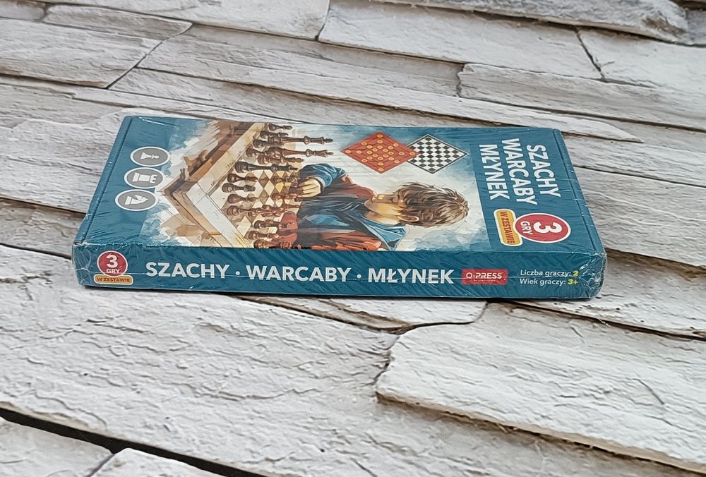 Gry planszowe szachy warcaby młynek