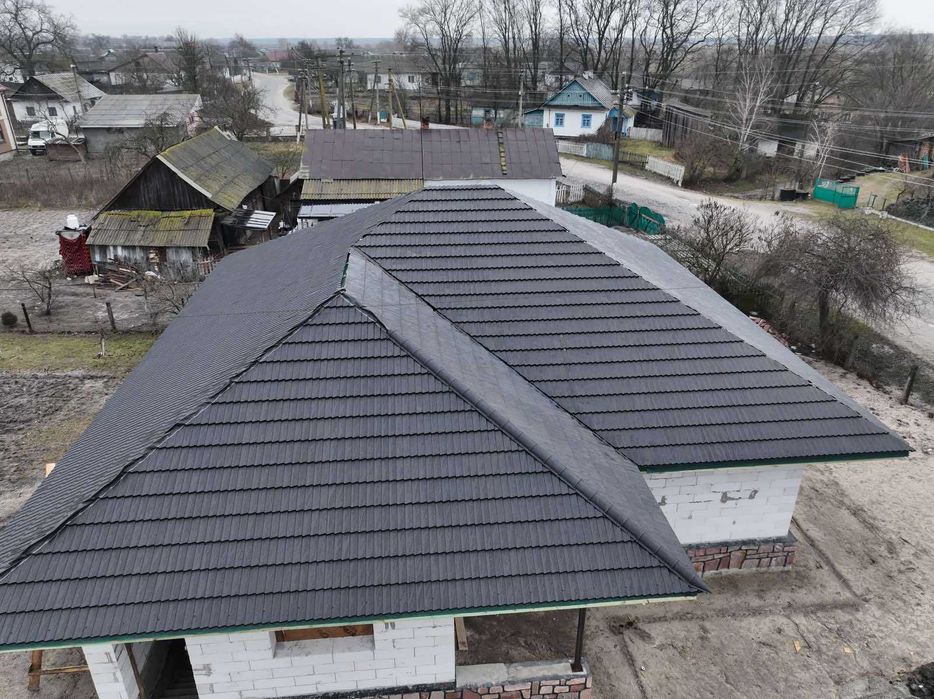 Металочерепиця. Металопрофіль. Фальц. Дах. Профнастил. Покрівля