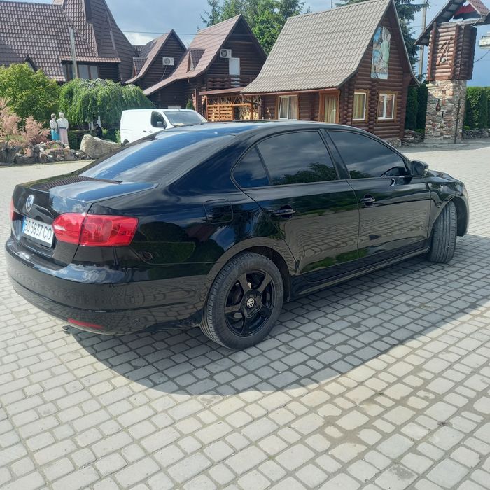 Продам VW jetta.