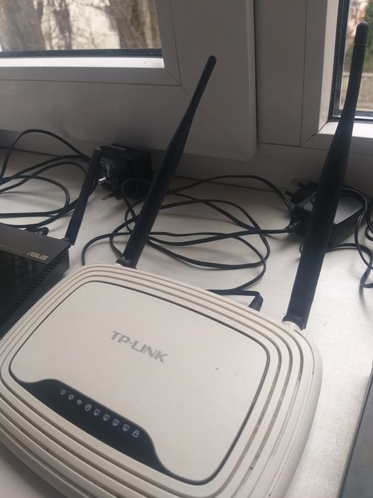 Продам роутери asus , tp link ,zyxel.