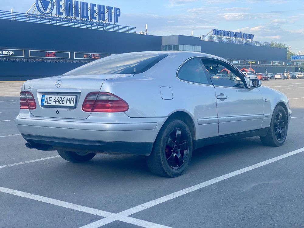 Продам обмен Mercedes clk