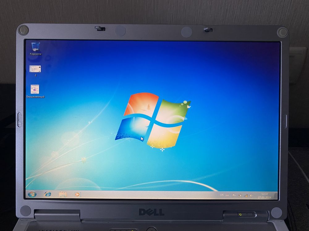 Ноутбук Dell Inspiron 1501, Windows 7, DDR2 AMD