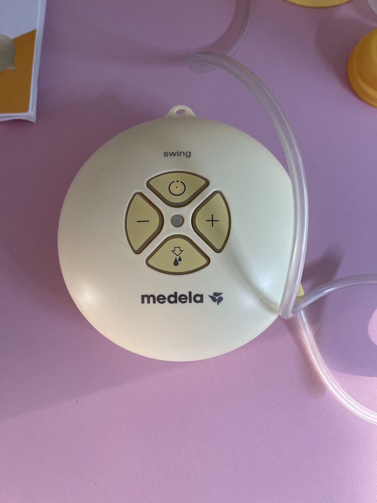 Молоковідсмоктувач Medela Swing Flex