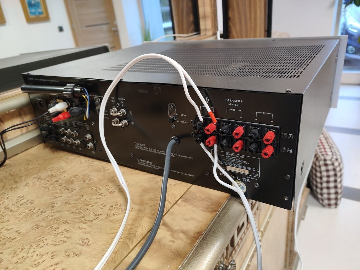 Jak nowy 1978 piękny amplituner KENWOOD KR-8010 AM/FM Stereo