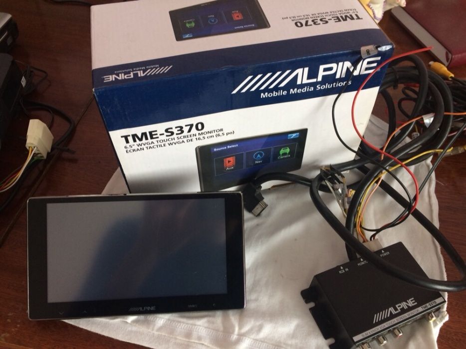 Монитор Alpine TME-S370 (дисплей)