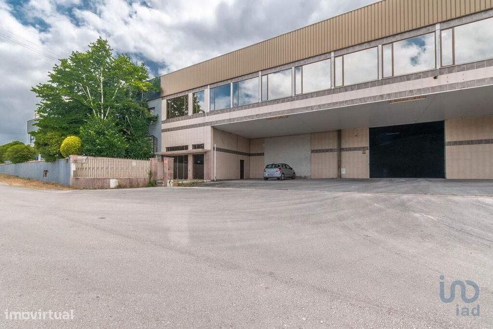 Espaço Comercial em Nossa Senhora das Misericórdias de 2764,00 m2