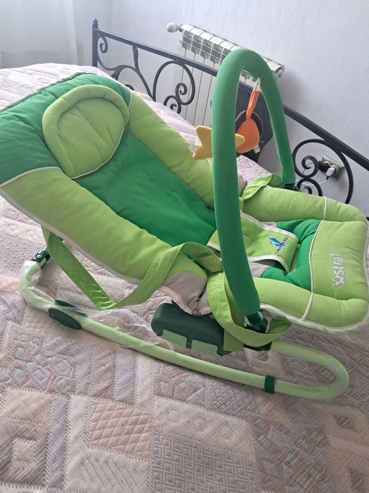 Крісло-шезлонг дитяче, від народження до 8-9 місяців