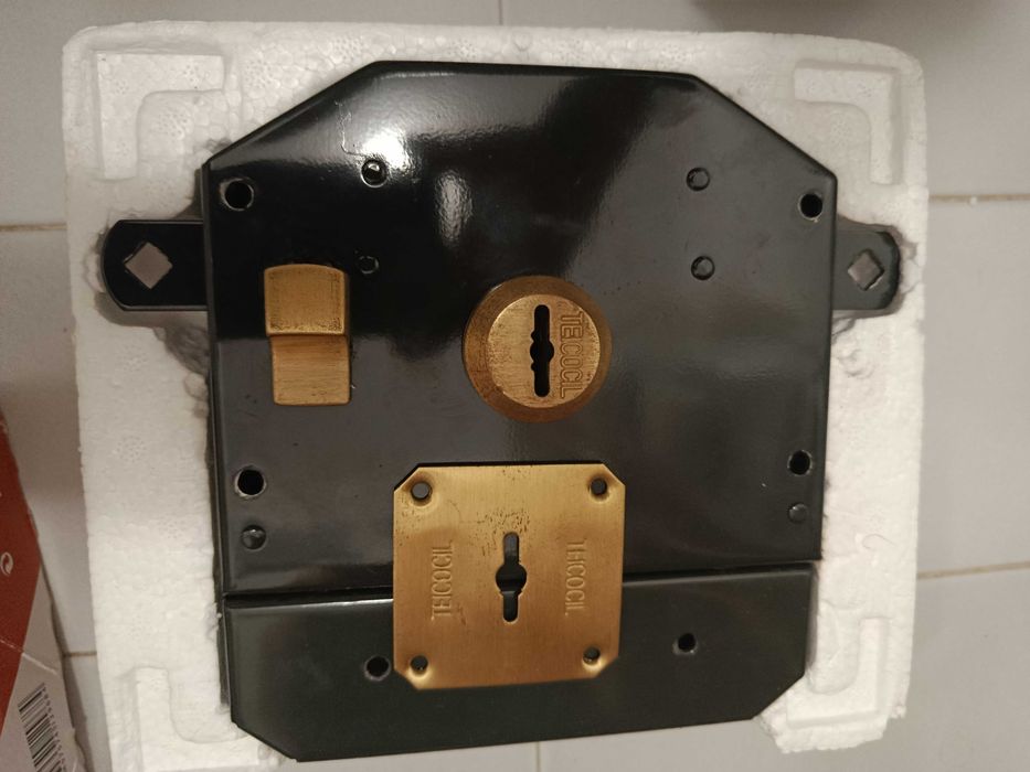 Fechadura TEICOCIL