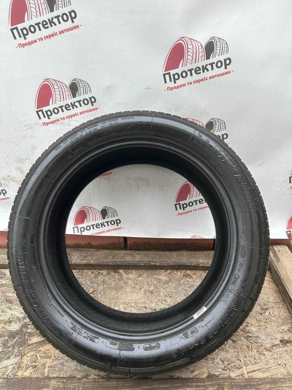 Шини 255/45 R20 Michelin Latitude Sport 3