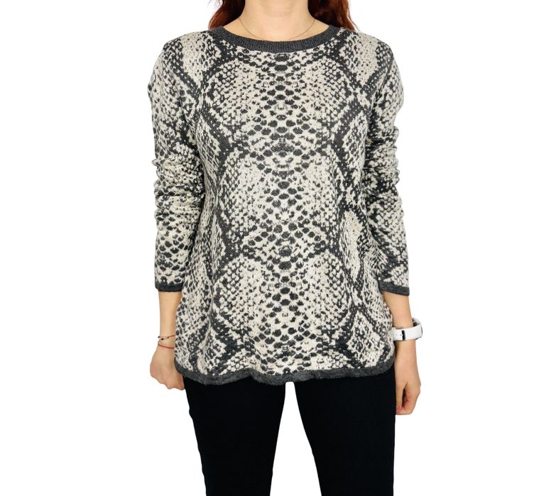 Sweter z motywem skóry węża XL 42 TU