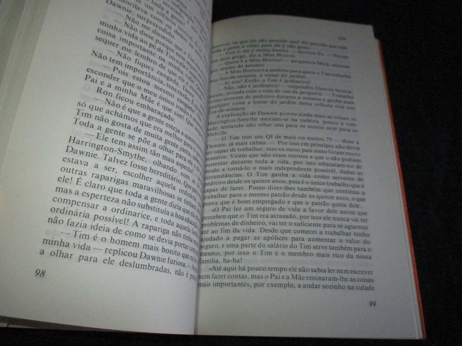 Livro Tim Colleen McCullough Difel