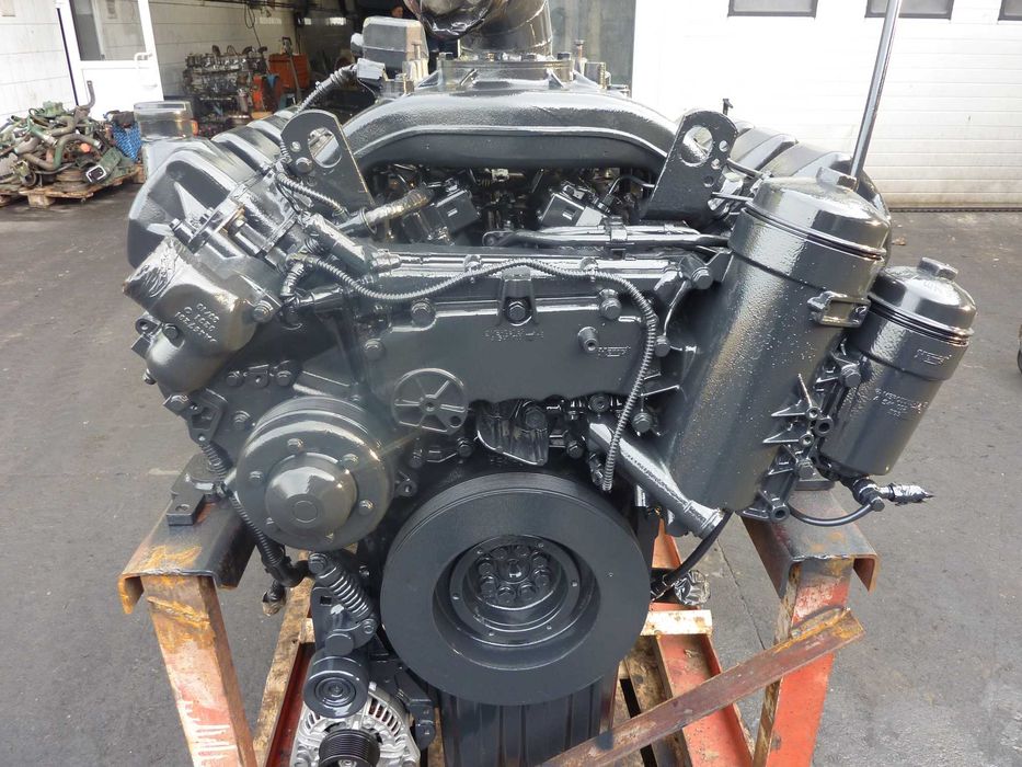 Silnik Mercedes OM 502LA KOMBAJN