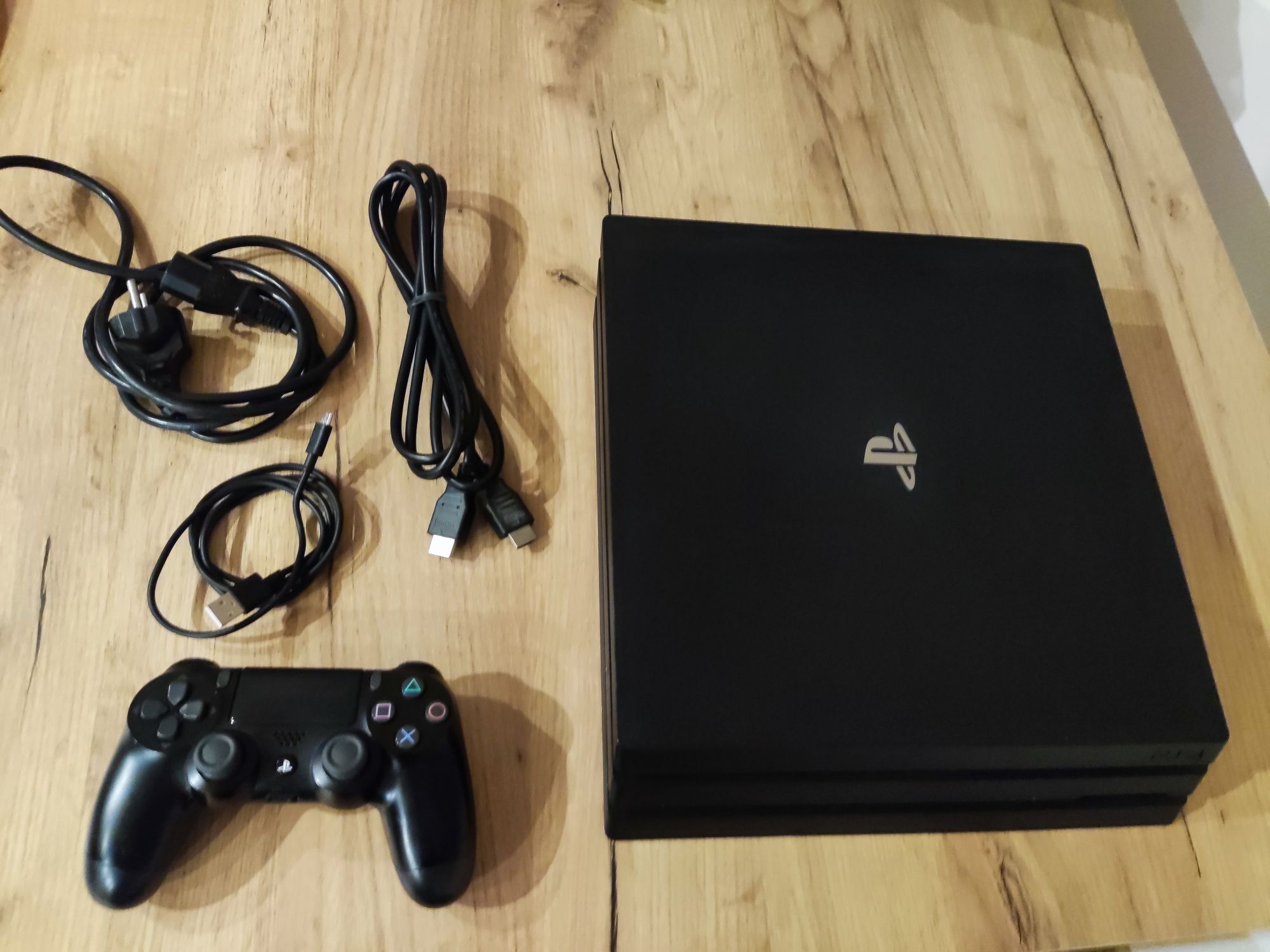 Konsola Sony Playstation 4 PRO PS4 1TB + Oryginalny Kontroler Sony