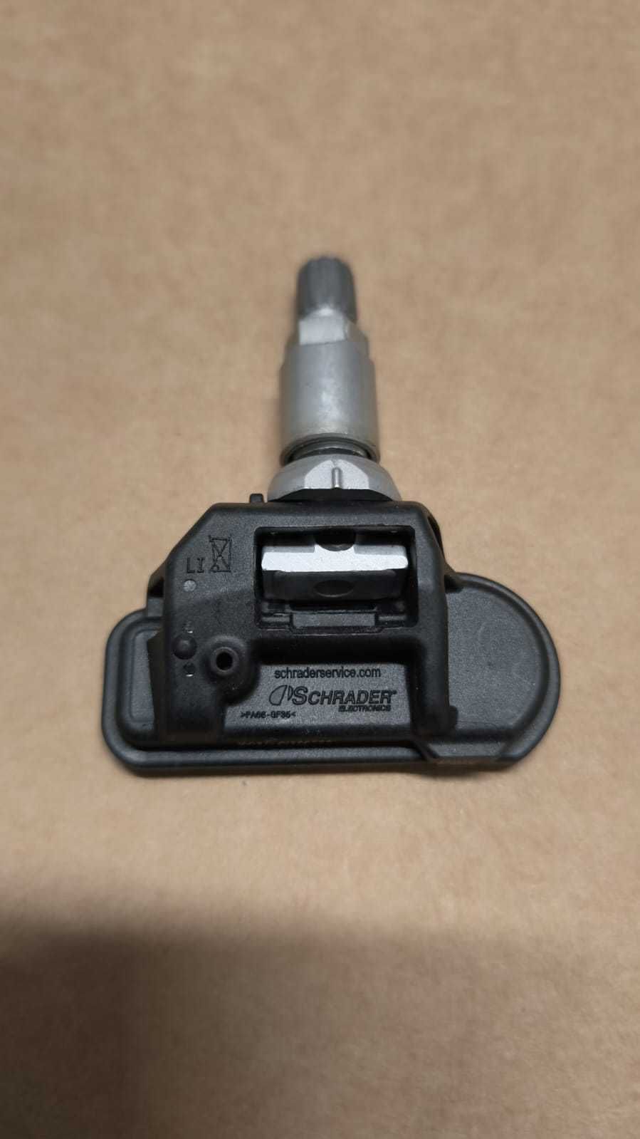 Czujniki ciśnienia TPMS MERCEDES: G463 461 X156 X166 X253 X166 (T06)