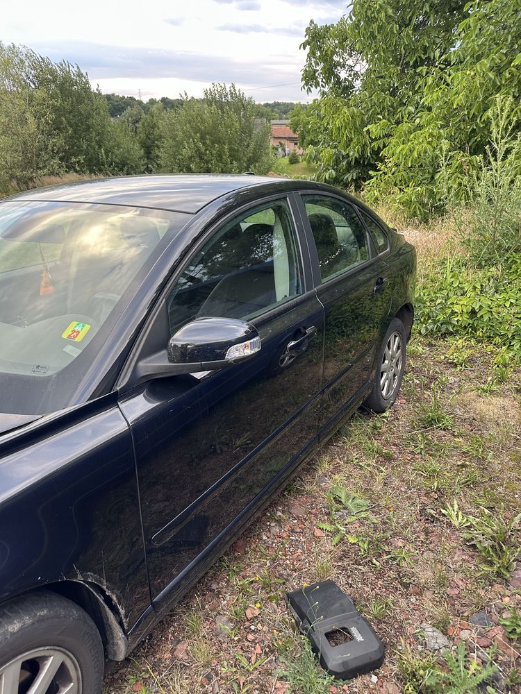 Volvo S40 2.0 Diesel 136KM 2007 • Uszkodzony przód • Na części