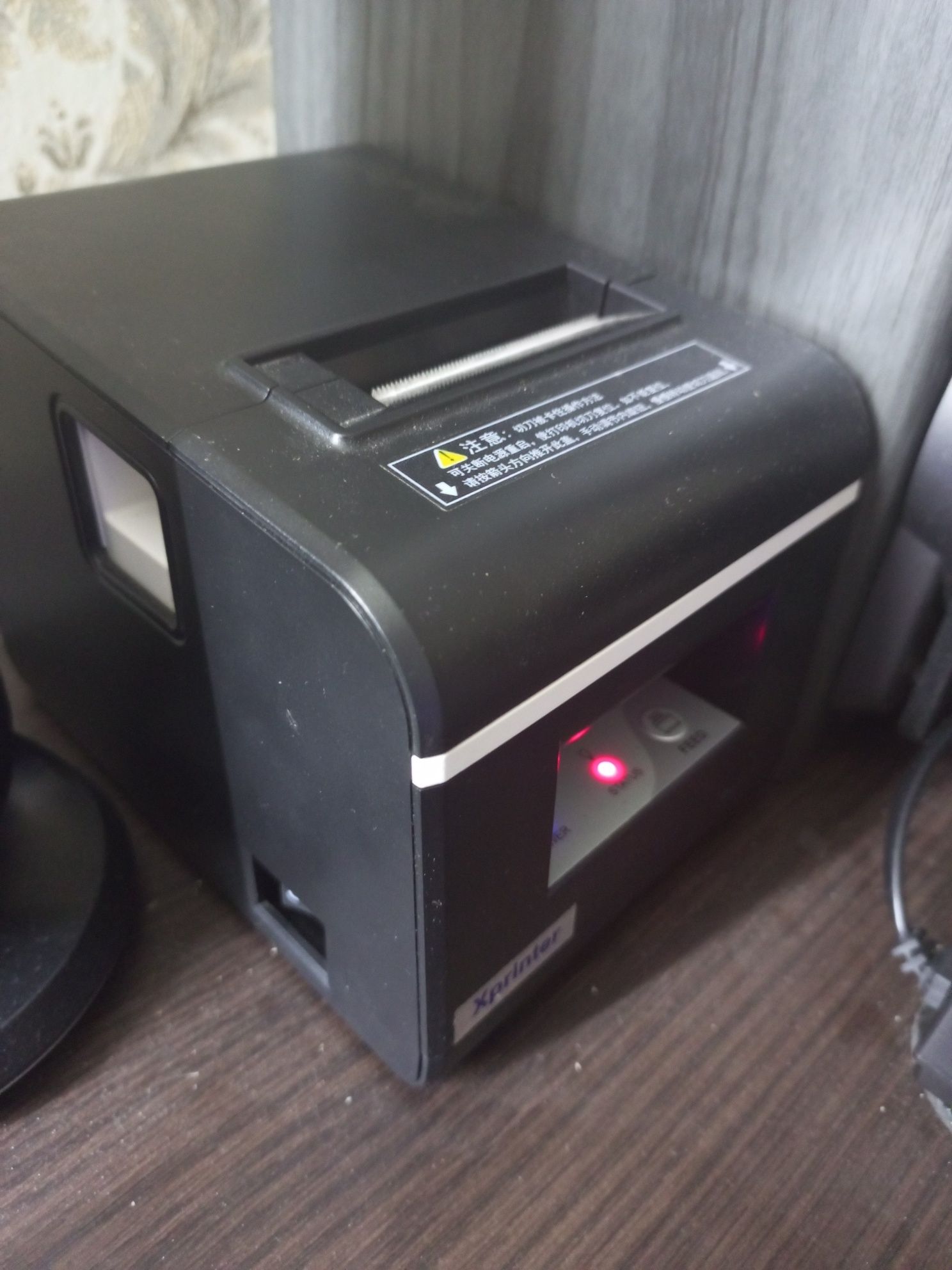 Bluetooth POS-принтер чеков Xprinter XP-Q90EC USB чековый термопринтер