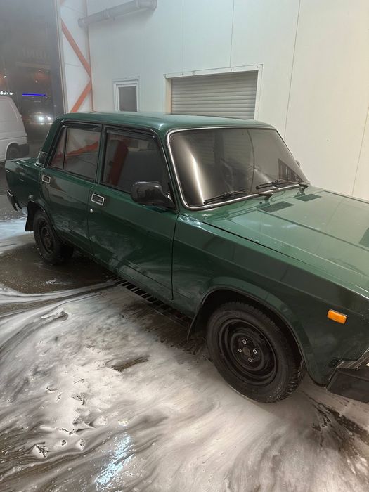 Продам ваз 2105 с переоформление срочно!