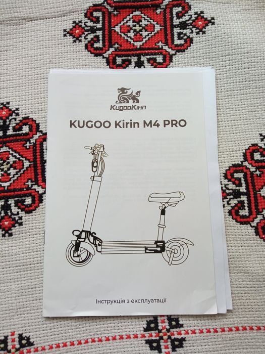 Електросамокат Куго м4 про