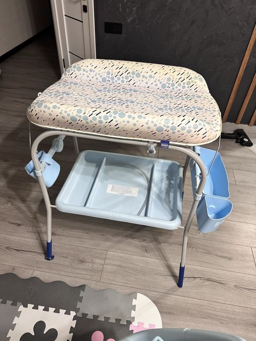 пеленальний столик з ванночкою Chicco Cuddle & Bubble