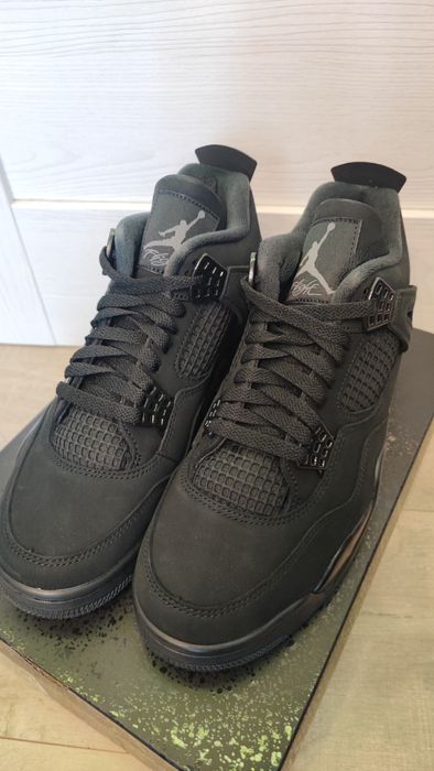Jordan 4 Black Cat 2025 / rozmiar 44 oraz 44.5