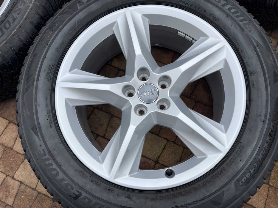 3720. Koła zimowe Audi Q7 4M oryginalne 5x112 ET28 255/55/19 7/7.5mm