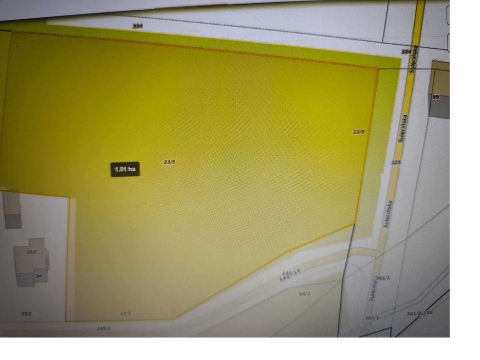ziemia rolna o powierzchni 1,013ha