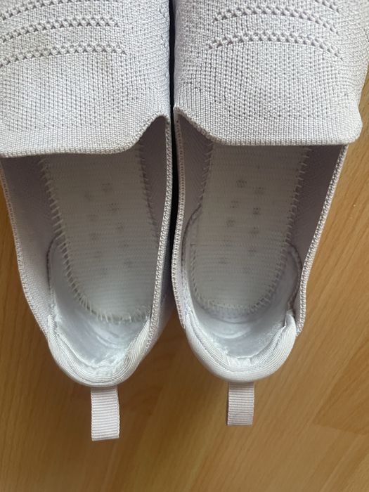 Продам жіноче взуття