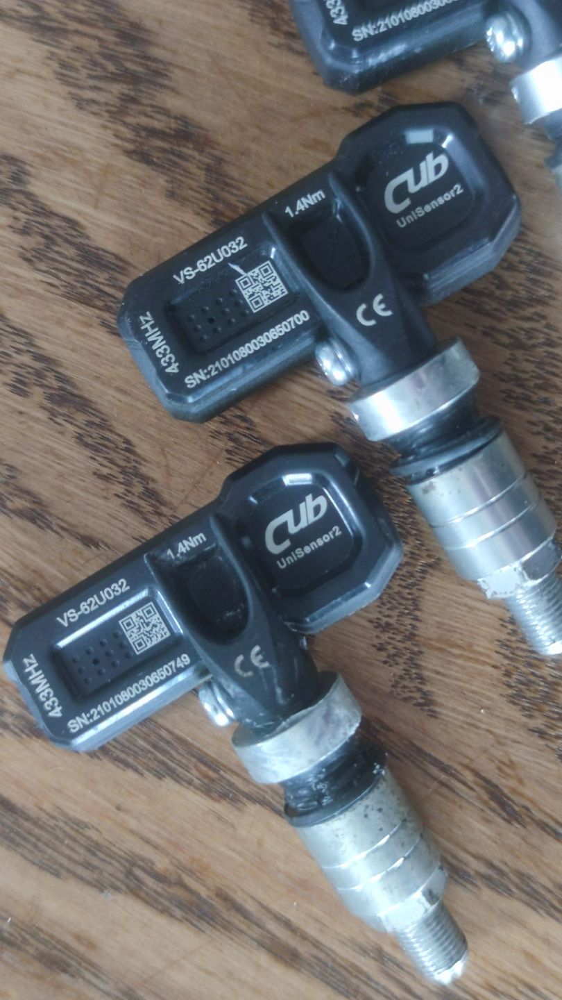 Kpl. Czujnik ciśnienia TPMS CUB Uni Sensor 2.0 433Mhz ( 4 szt. )