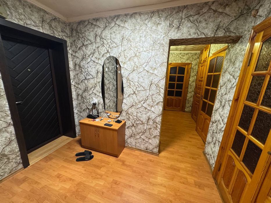 Продам 3 кімнатну квартиру