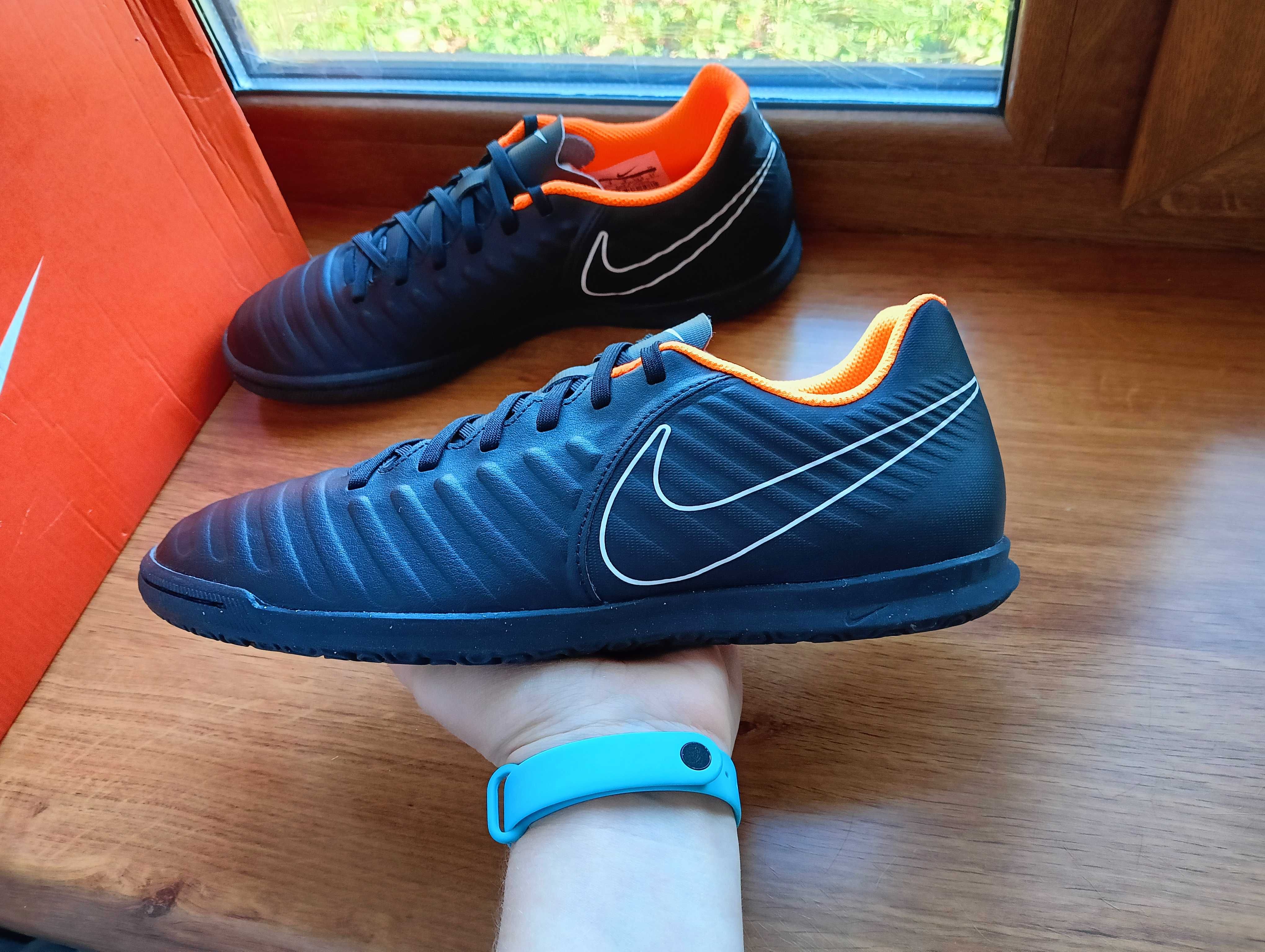 Футзалки 41 - 42 Nike Tiempo - X. Оригінальні. копочки копи