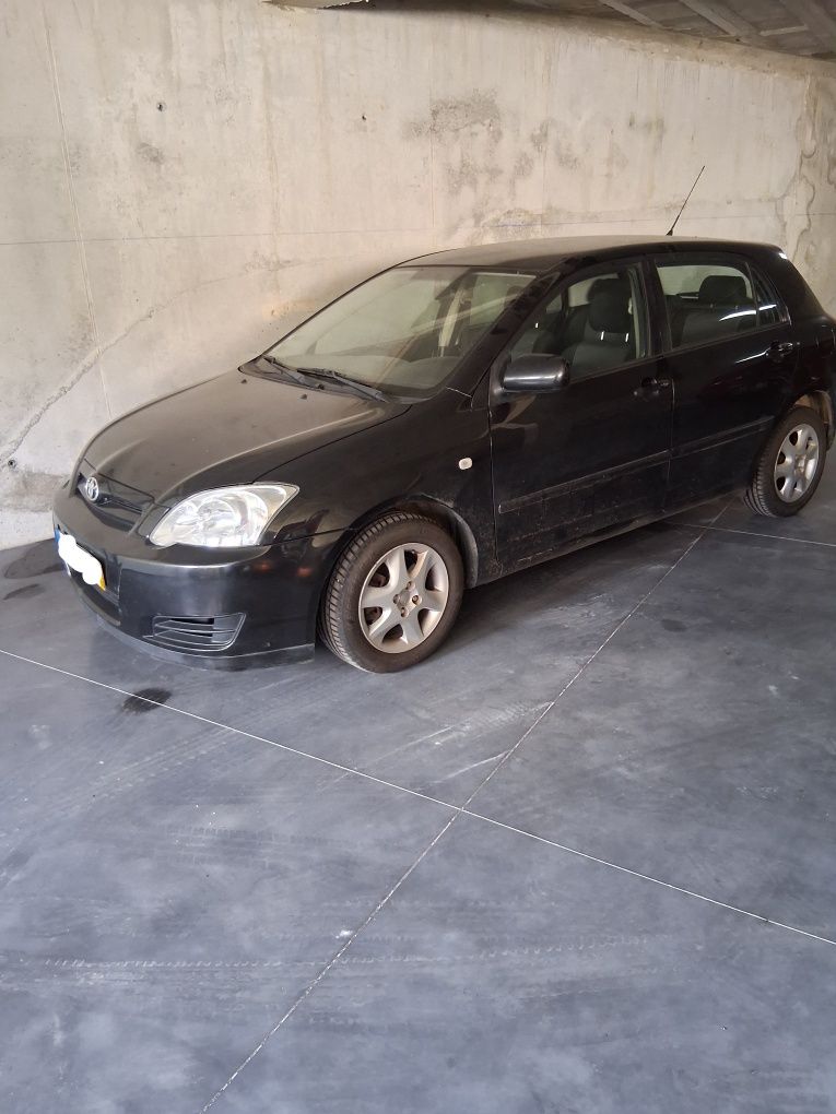 Vendo Toyota Corolla