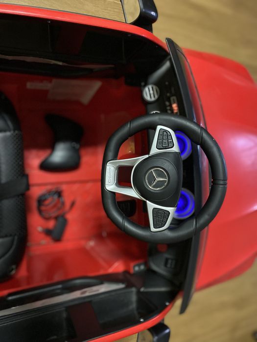 Autko na akumulator Mercedes