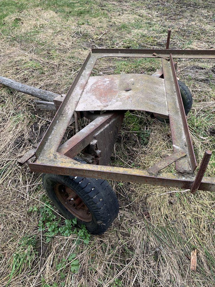 Прицеп  для трактора або коней