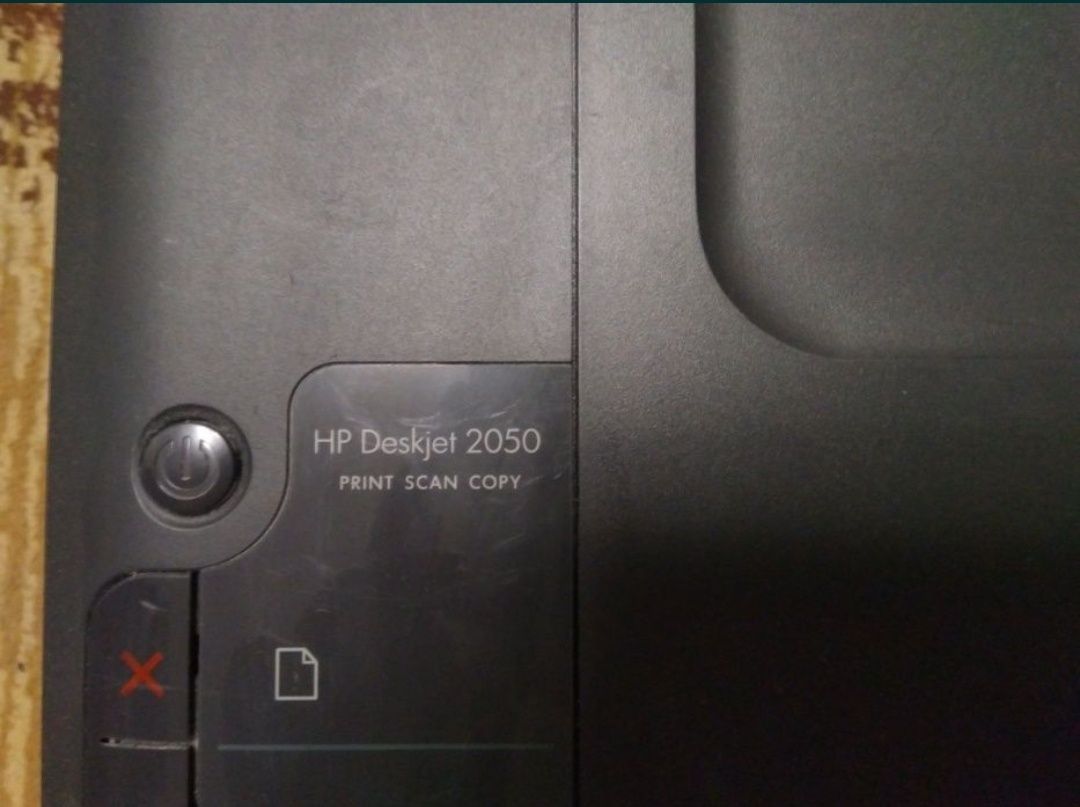 Принтер hp2050a мфу