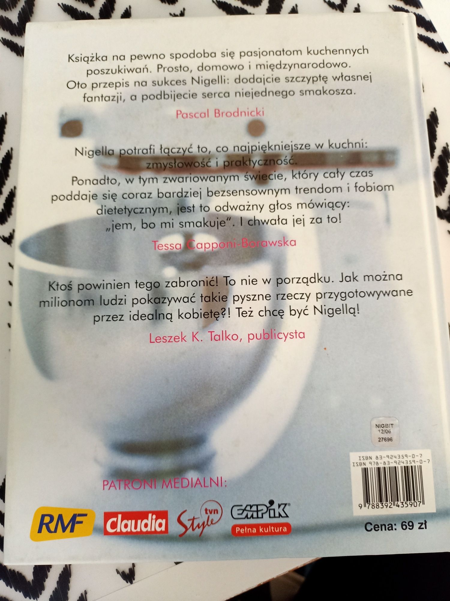 Nigella Gryzie książka kulinarna przepisy Nigella Lawson