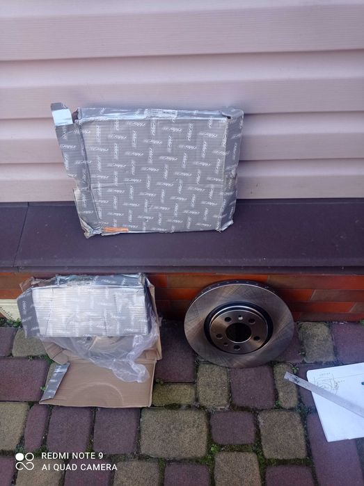 Диск тормозной SKODA OCTAVIA 97-/VW GOLF IV передний  RD.3325.DF2804